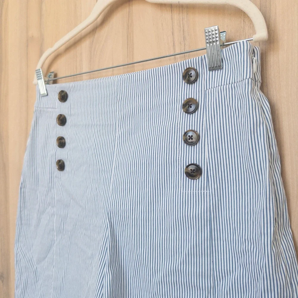 Ann Taylor Womens Striped Sailor Shorts 8 Blue High Rise‎ Button Front Nautical